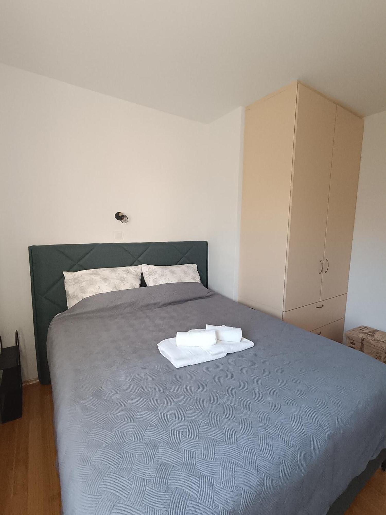 Lily Apartments Punta Skala Petrcane Luaran gambar